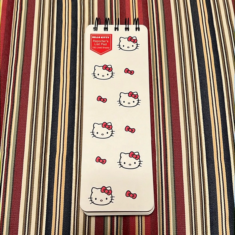 Brand new Hello Kitty Reporter Paper Pad
